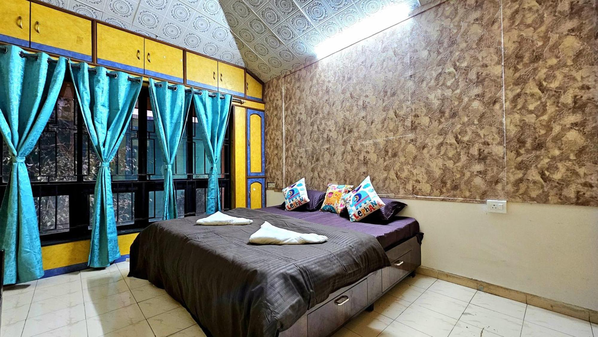 Elephant House - Boutique Hostel & Cowork Méribel Village Extérieur photo