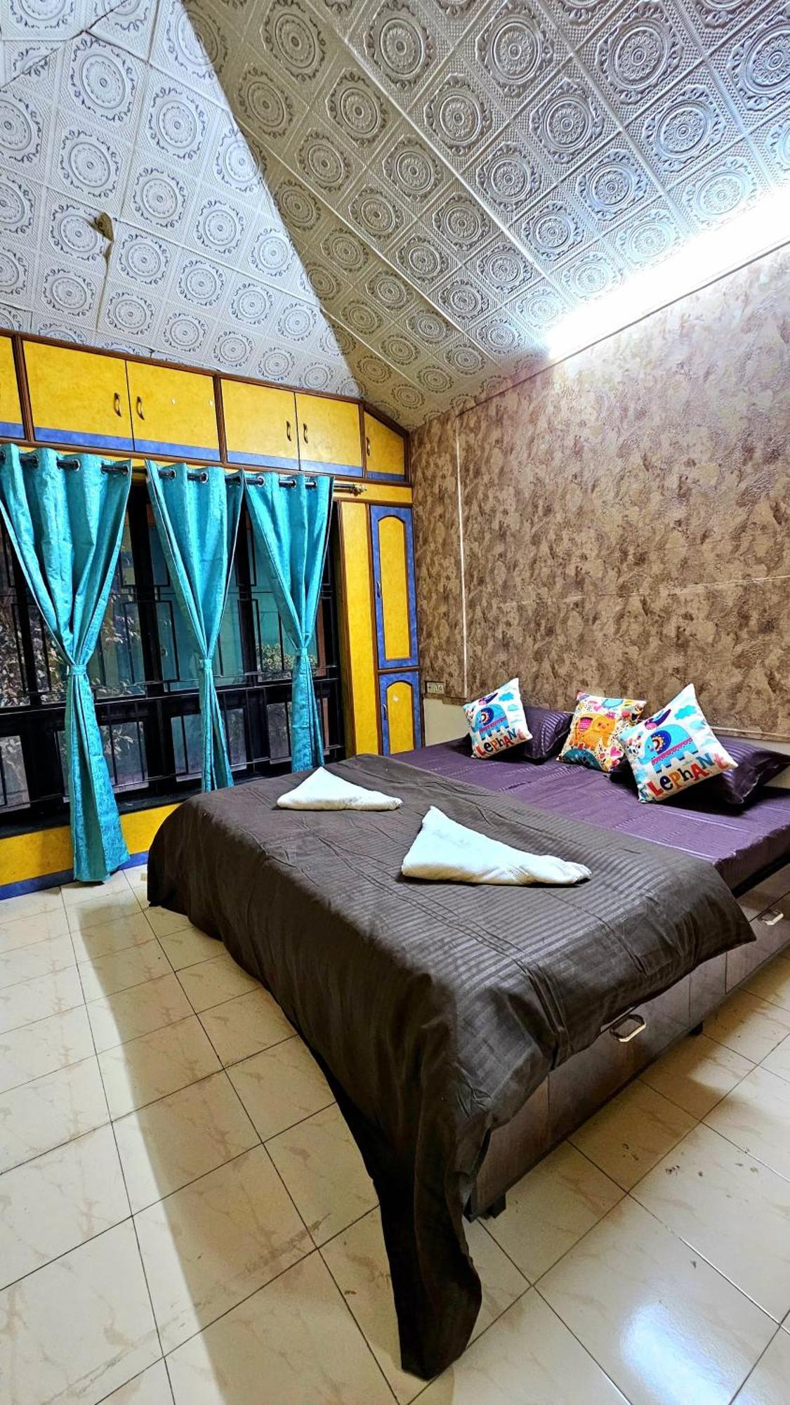 Elephant House - Boutique Hostel & Cowork Méribel Village Extérieur photo